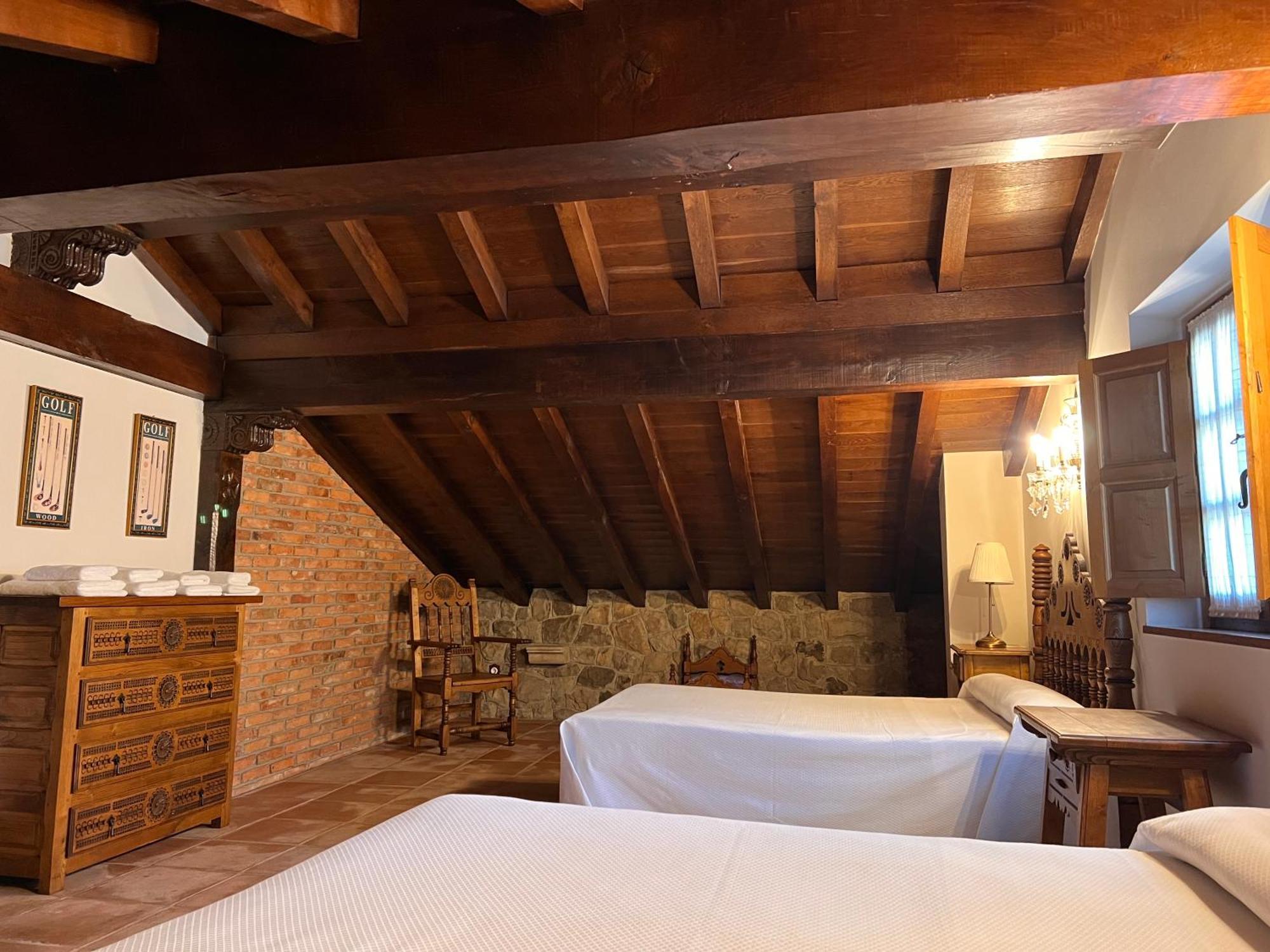 Apartamentos Villa Julieta Ruente Bagian luar foto