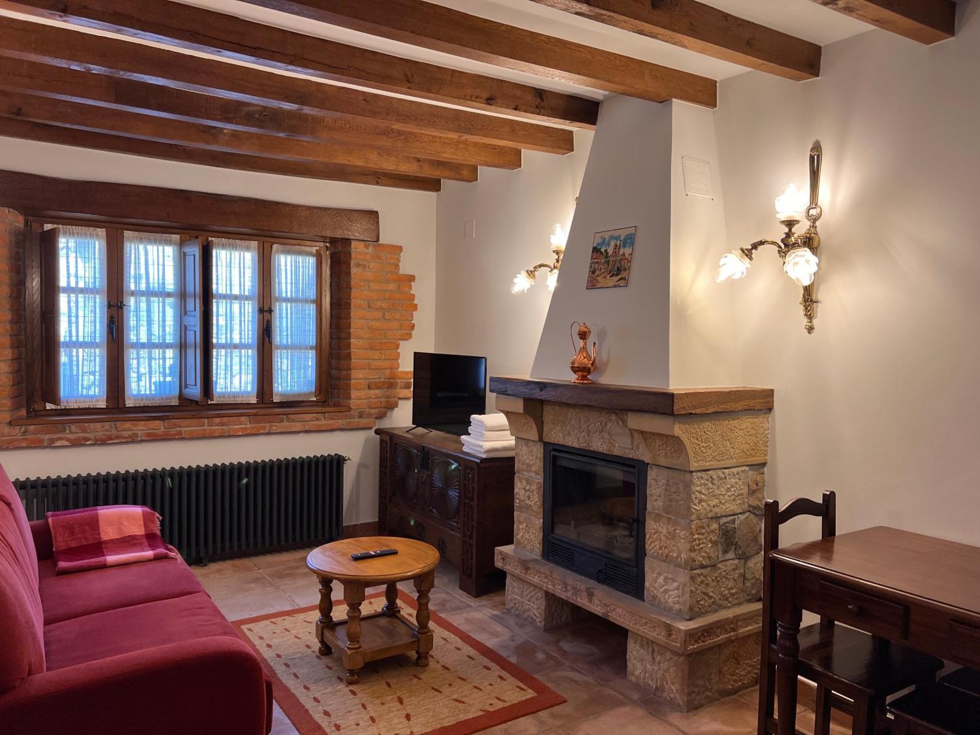 Apartamentos Villa Julieta Ruente Bagian luar foto