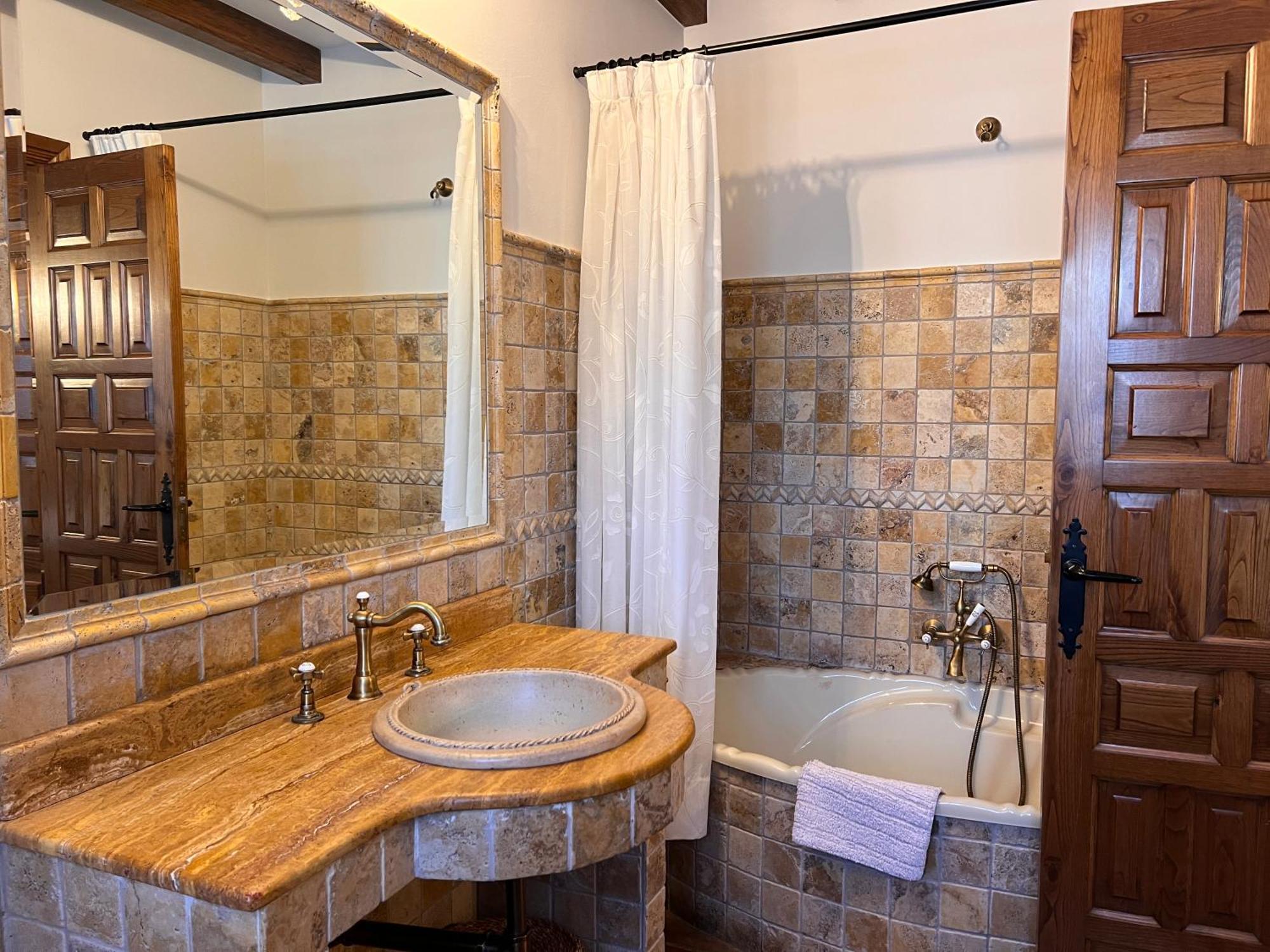 Apartamentos Villa Julieta Ruente Bagian luar foto